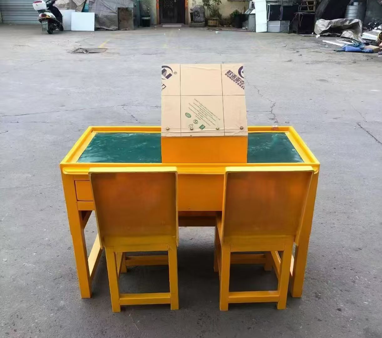 南郑防静电导通桌井下煤矿火工品发放桌：危险品流转的安全守护者